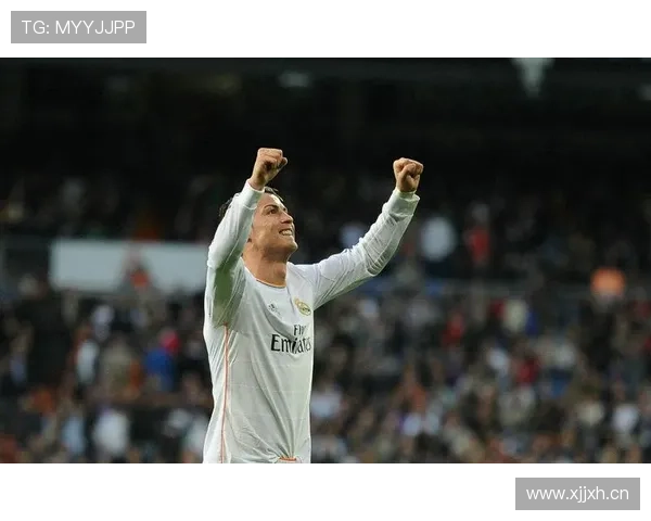 莱万特本赛季15次击中门框 创纪录表现 莱万特本赛季15次击中门框 创纪录表现